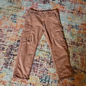 Like New!!!American Eagle cargo pants!!!.. FLEX WEAR!!.